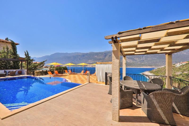 Atalante Hotel image