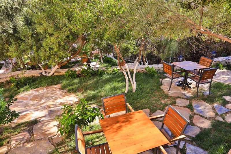 Atalante Hotel image
