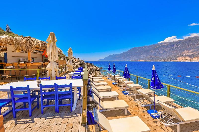 Atalante Hotel image
