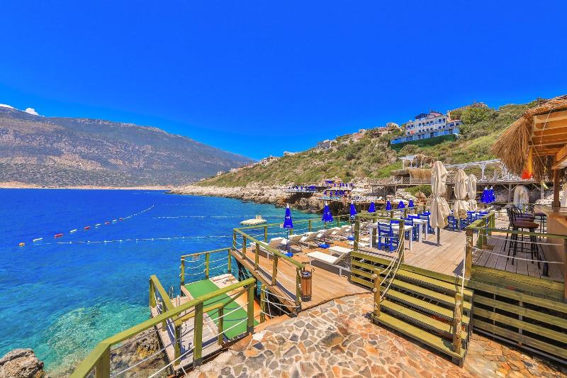 Atalante Hotel image