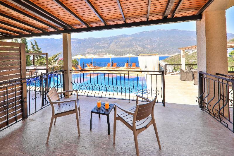 Atalante Hotel image