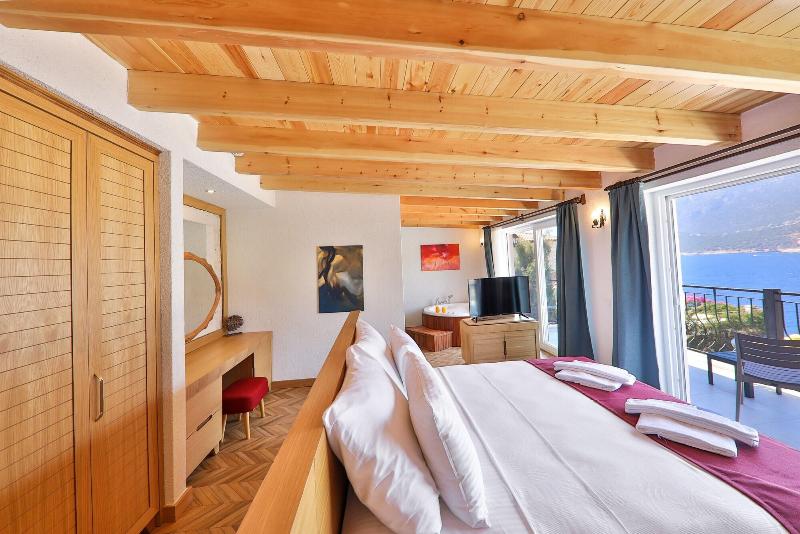 Atalante Hotel image
