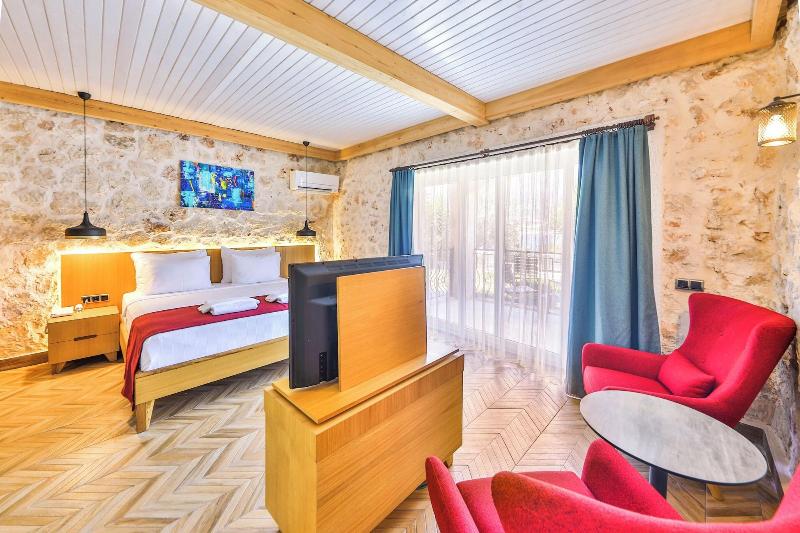 Atalante Hotel image