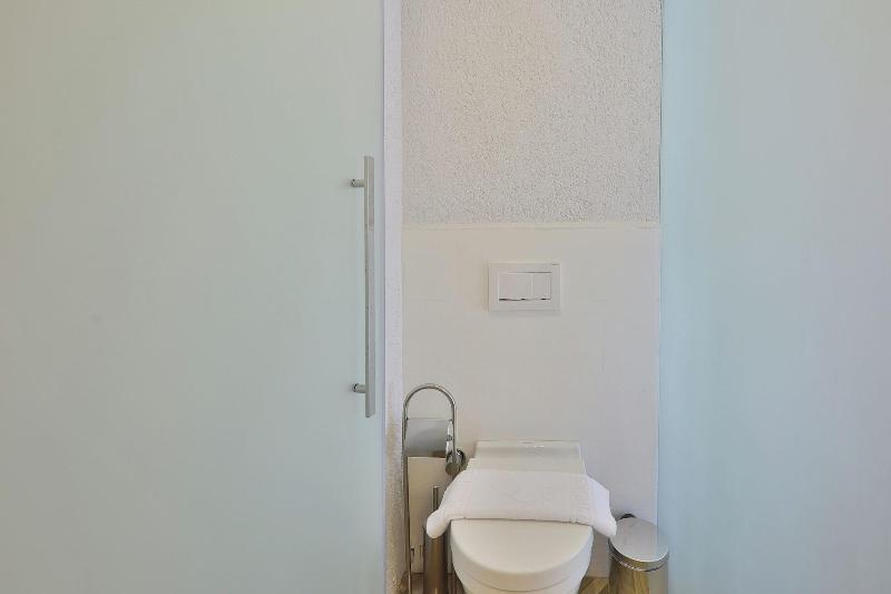 Atalante Hotel image