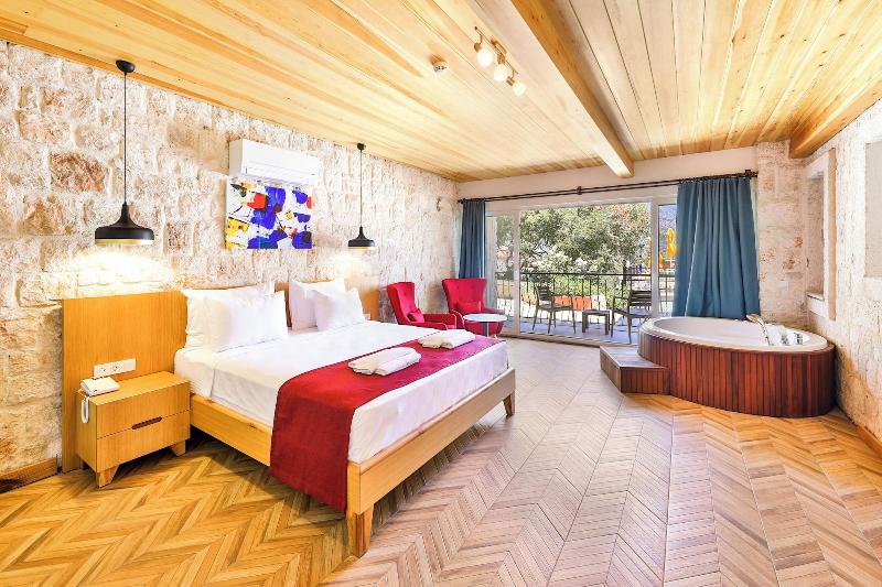 Atalante Hotel image