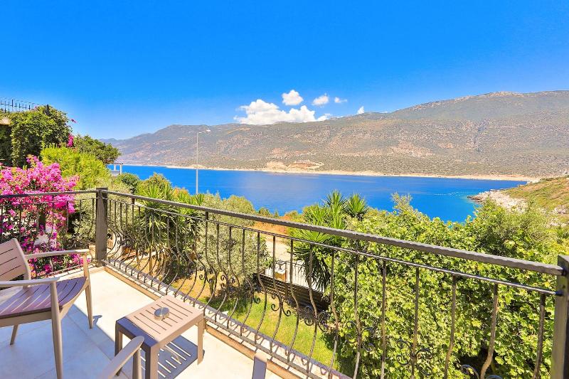 Atalante Hotel image