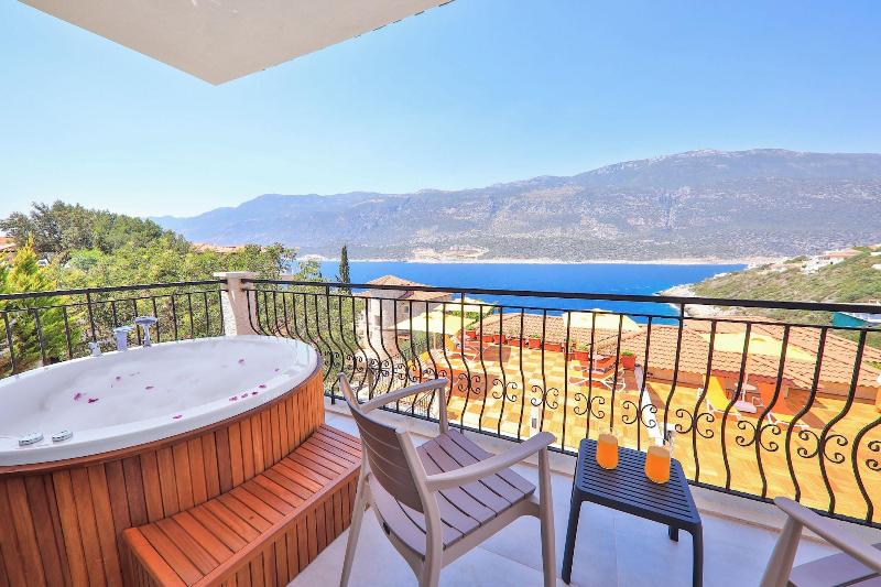 Atalante Hotel image