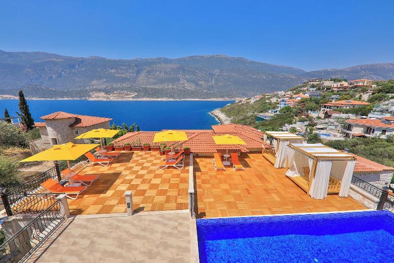 Atalante Hotel image