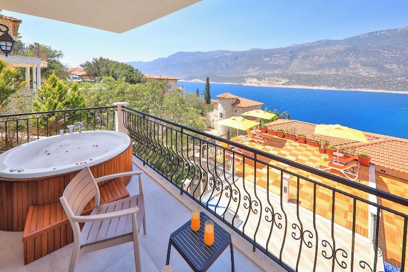 Atalante Hotel image