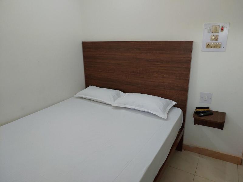 Hotel Green Palace And Ujala Restaurant 4