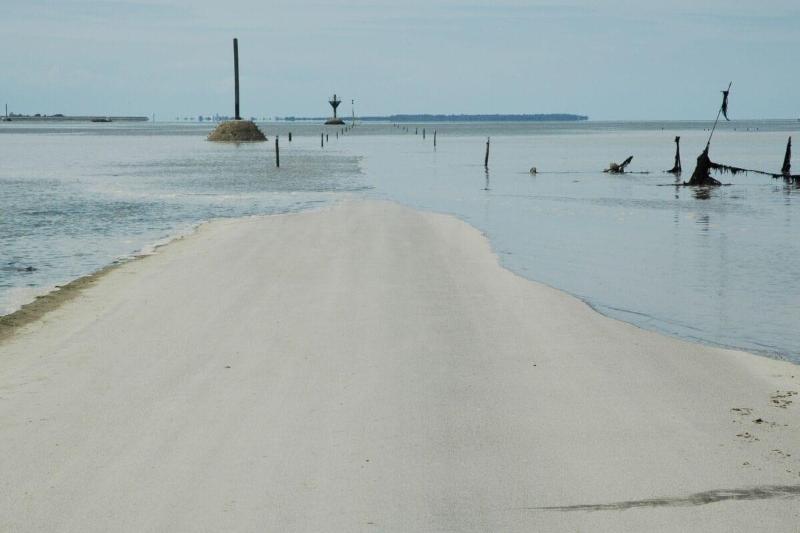 Au Passage Du Gois image