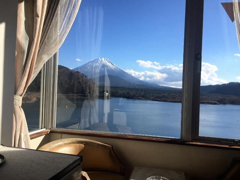 Shoji Lake Hotel image