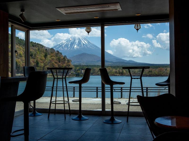 Shoji Lake Hotel image