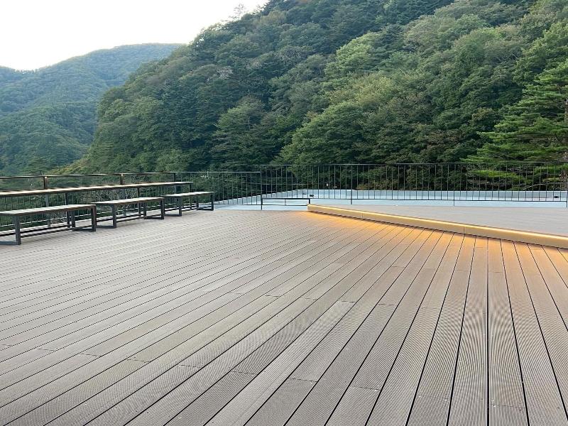 Shoji Lake Hotel image
