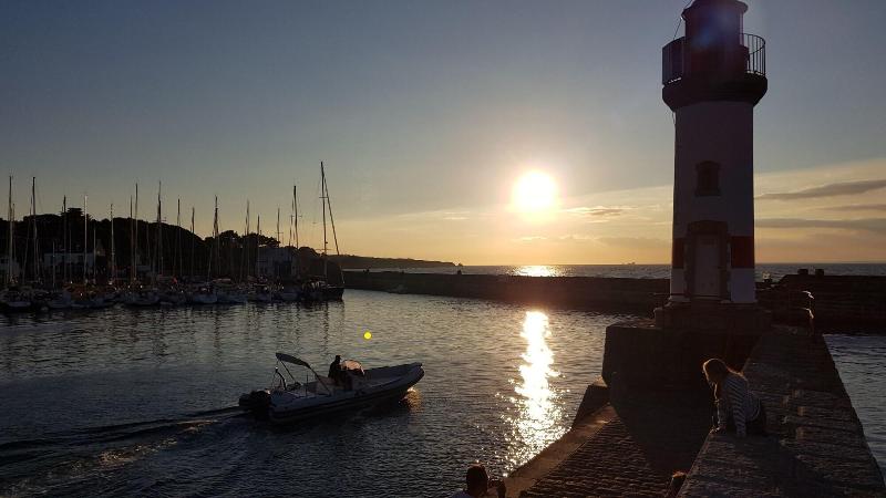Domaine des Grands Sables - Handwritten Collection image