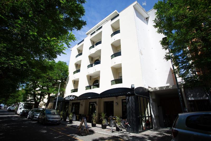 Hotel Nautico image