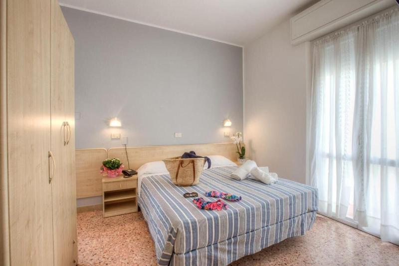 Hotel Nautico image