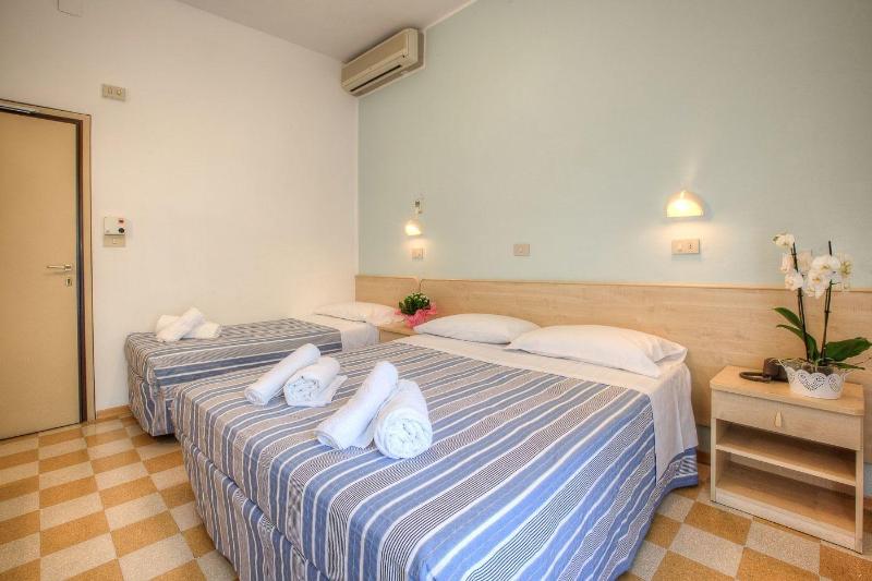 Hotel Nautico image