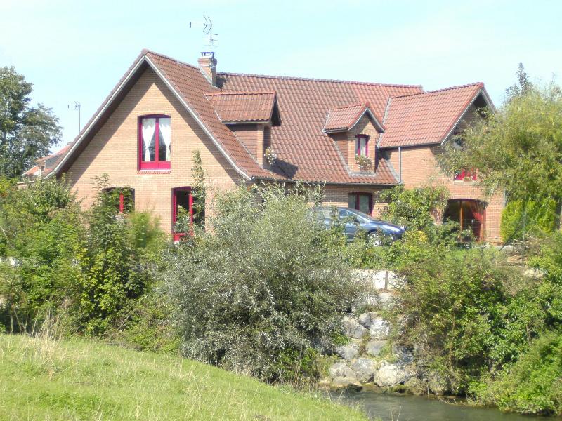 Chambre D Hotes Au Fil De L Eau image