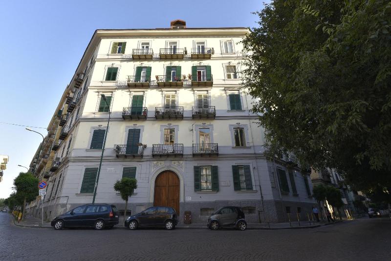 B B Casazeni image