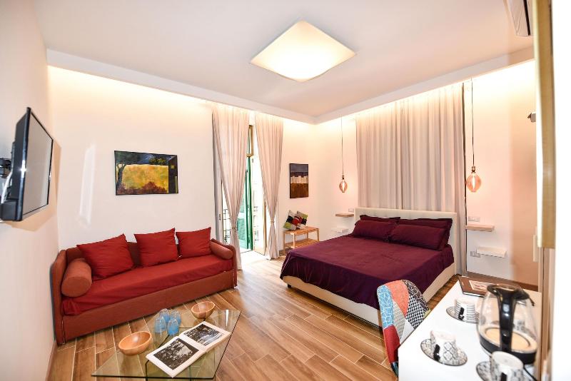 B B Casazeni image