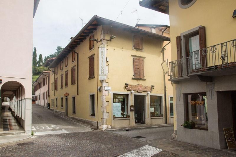 Albergo Al Bottegon image