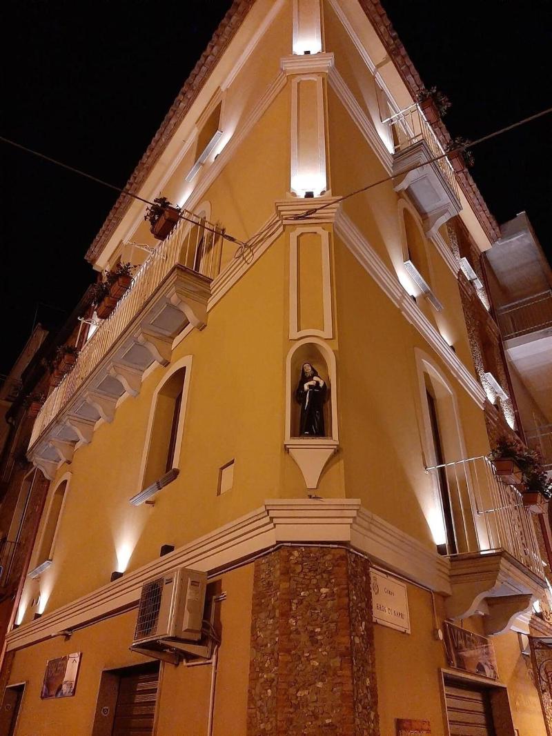 B B Fiorentino image