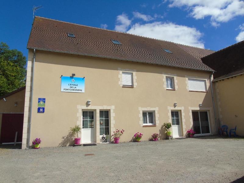 L A Toile De La Fontchevria Re image