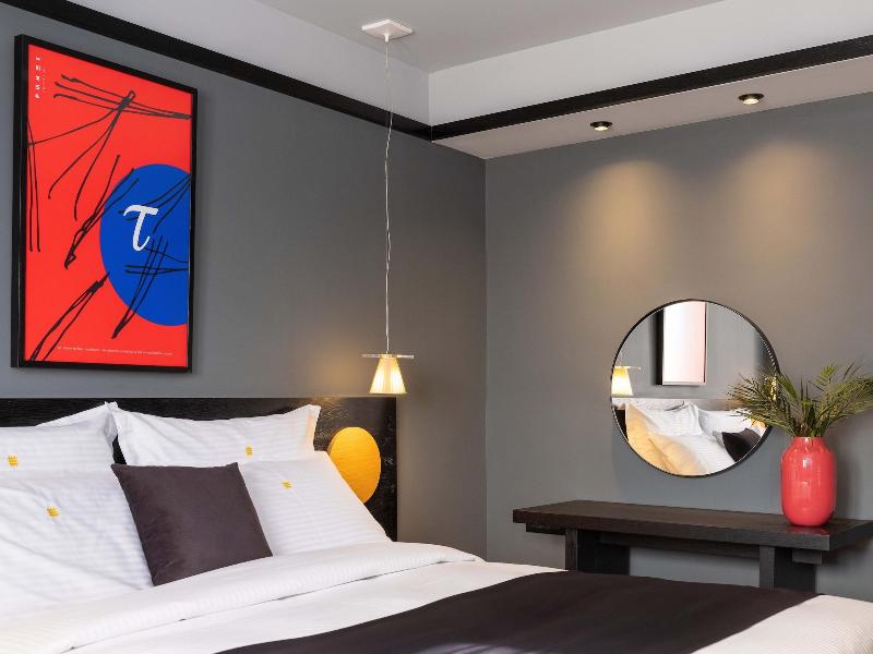 3 Pines Design Living image