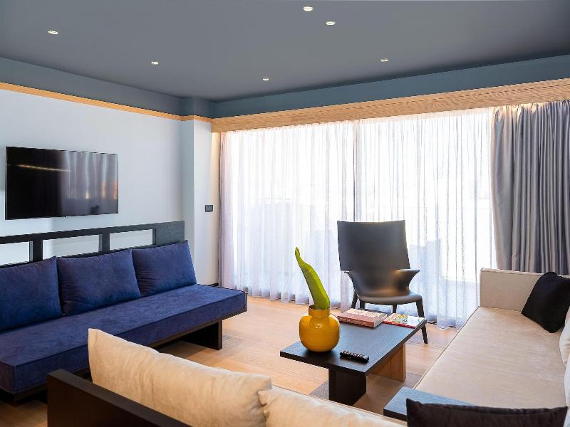 3 Pines Design Living image