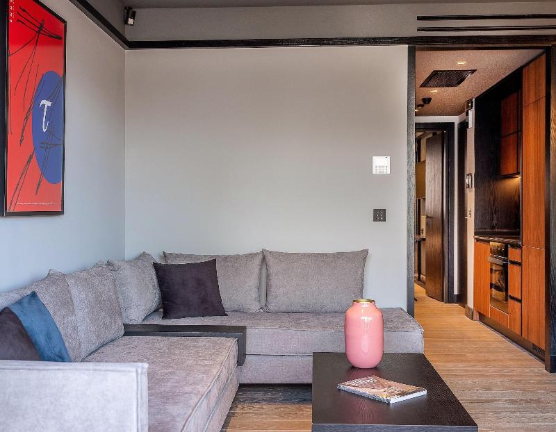 3 Pines Design Living image