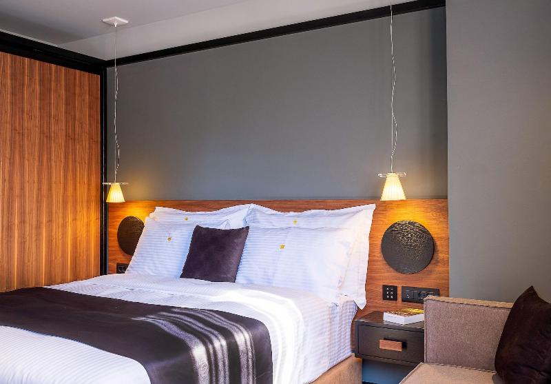 3 Pines Design Living image