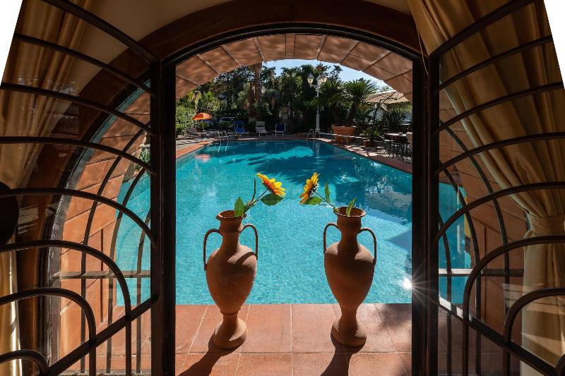 Villa Amalia Resort image