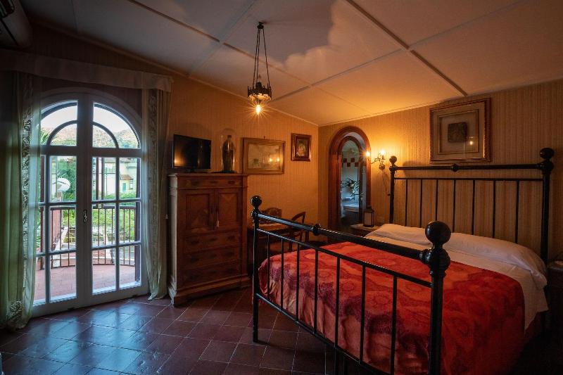 Villa Amalia Resort image