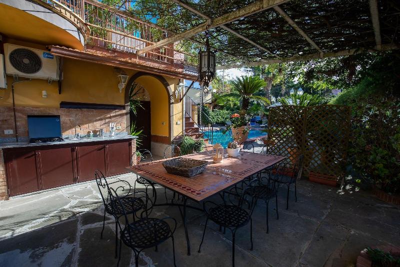 Villa Amalia Resort image