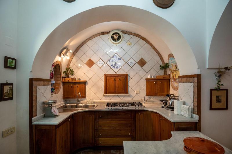Villa Amalia Resort image