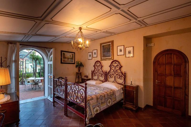 Villa Amalia Resort image