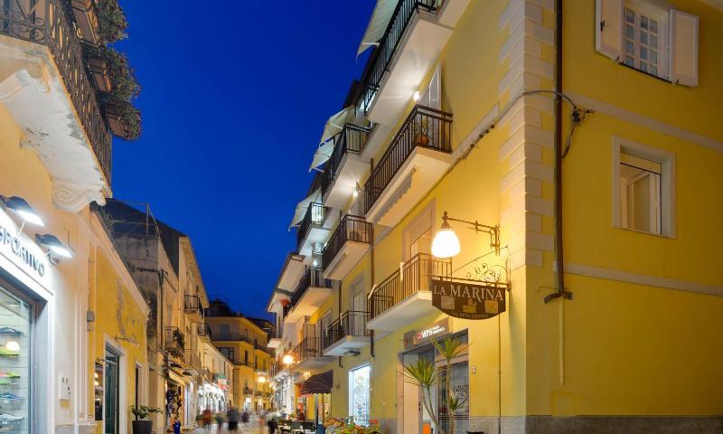 Hotel La Marina image