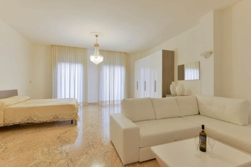 Hotel La Marina image