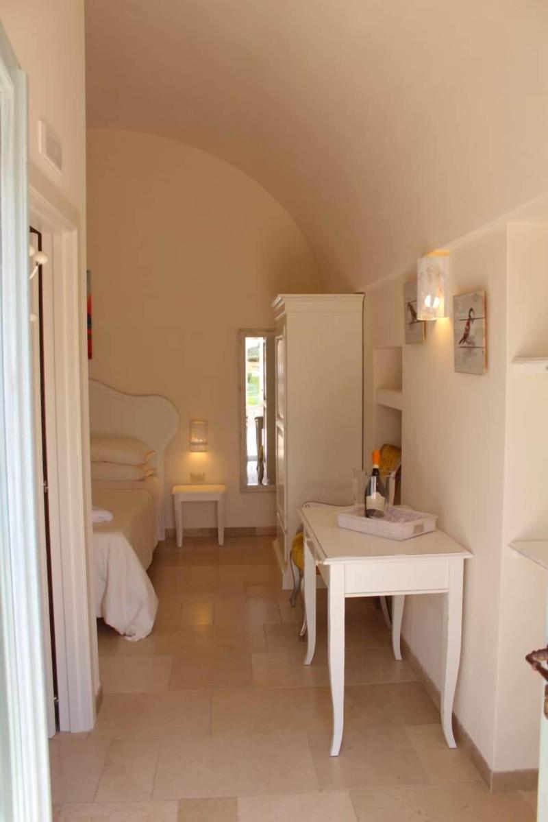 Vita Dorata Rural Chic image