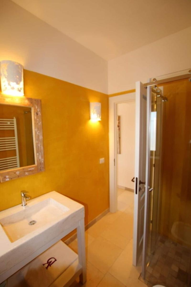 Vita Dorata Rural Chic image