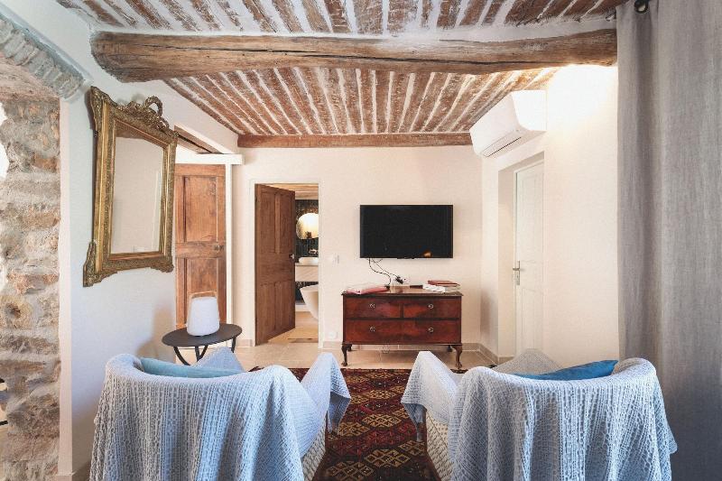 Bastide Sainte Trinide image