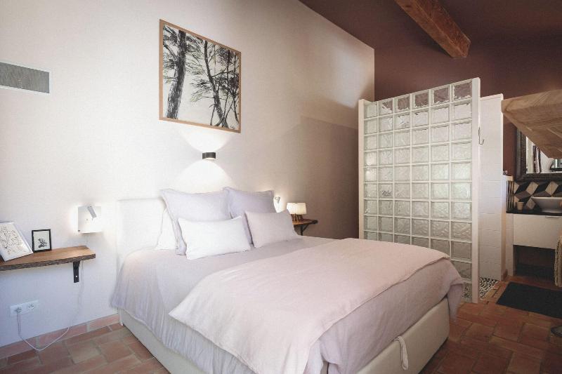 Bastide Sainte Trinide image