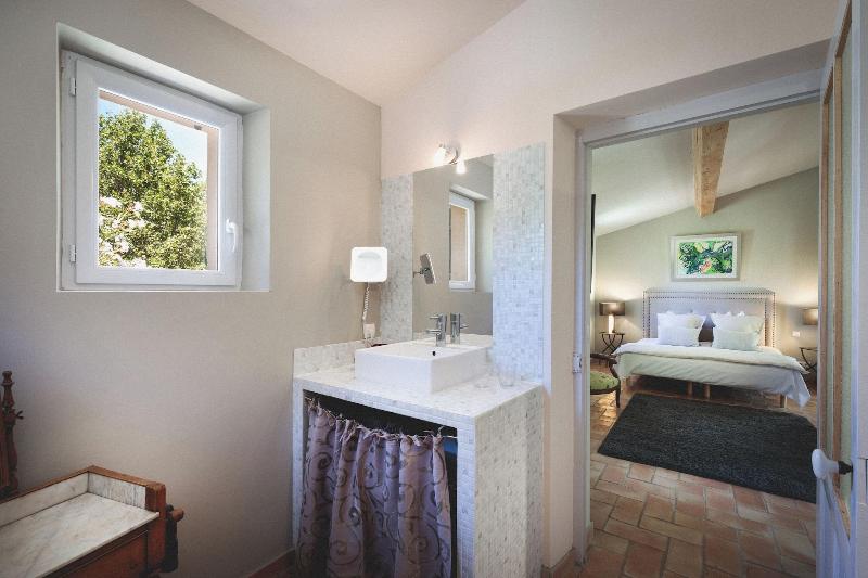 Bastide Sainte Trinide image