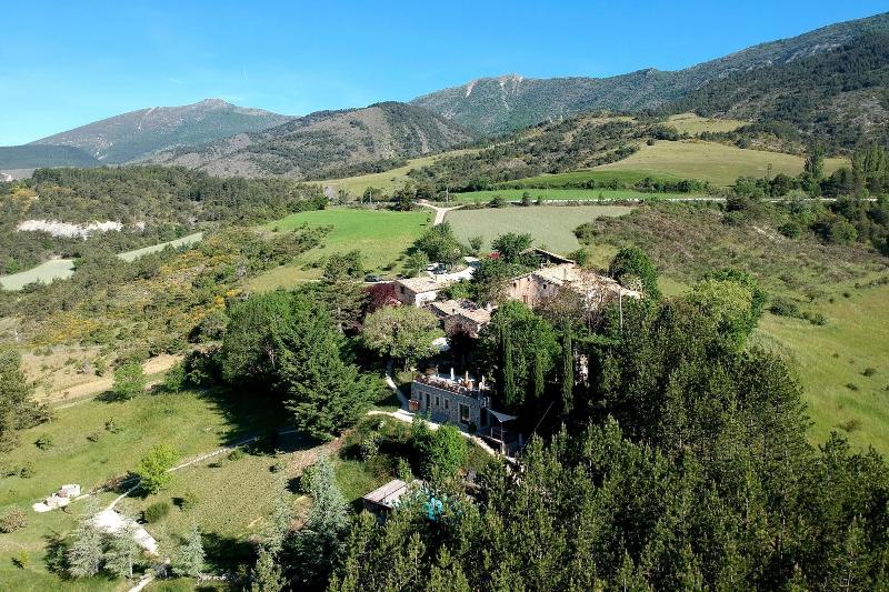 Terre Des Baronnies Cabanes image