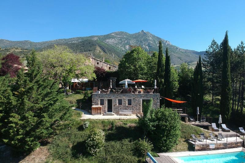 Terre Des Baronnies Cabanes image