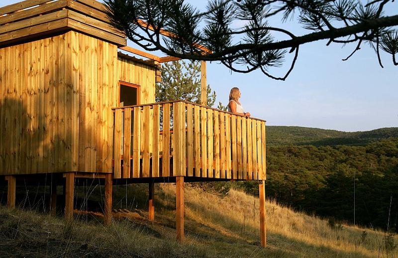 Terre Des Baronnies Cabanes image