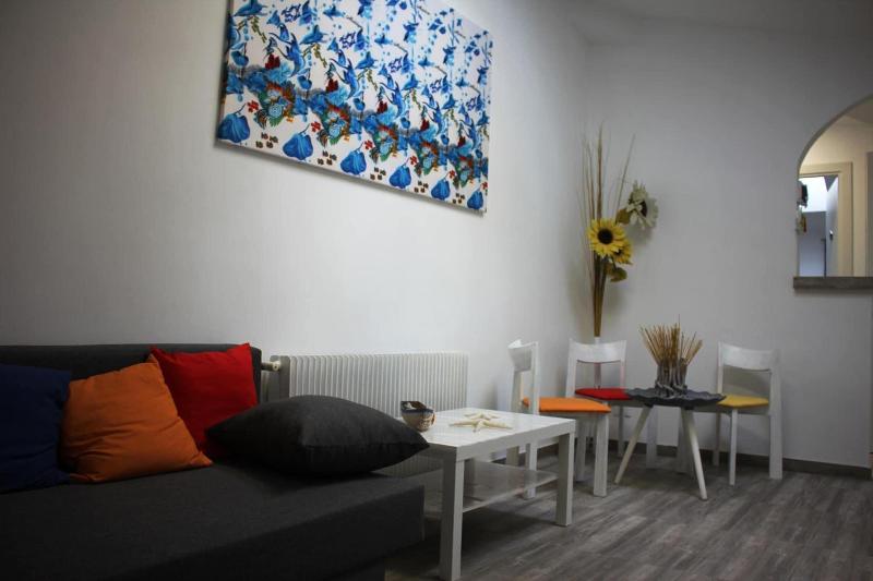Villa Alpi image