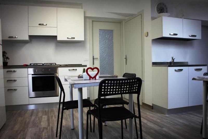 Villa Alpi image