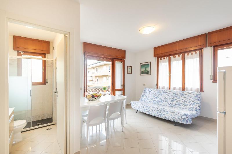 Villa Alpi image